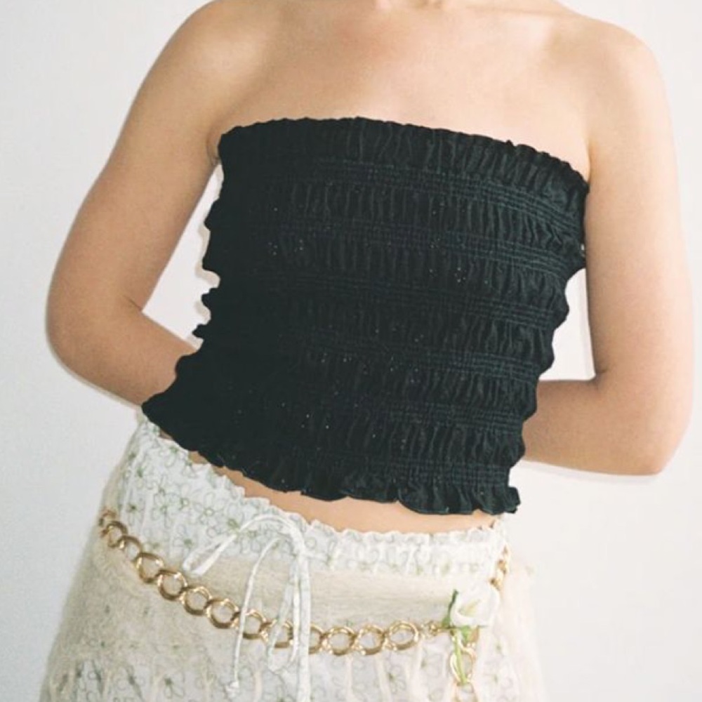 Lisa Says Gah Smocked tube top - Black Eyelet